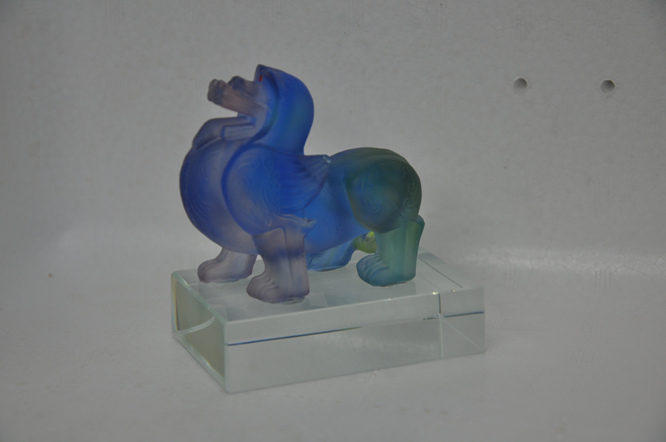 Brave Troop with Crystal Stand 貔貅