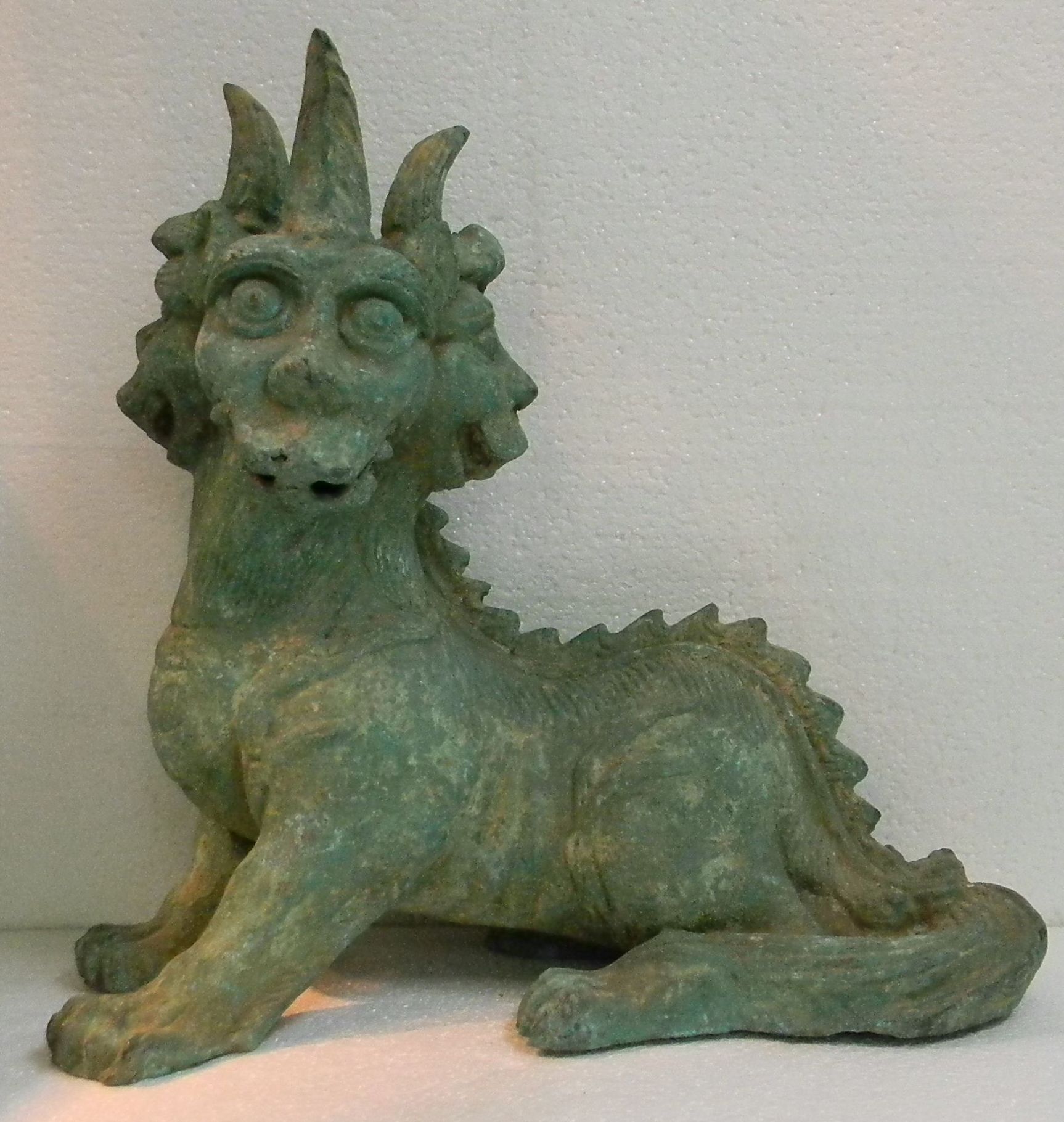 3 Heads Unicorn 三頭麒麟